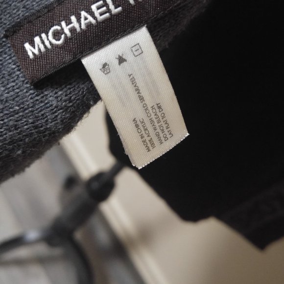 MICHAEL KORS SCARF - Picture 3 of 5